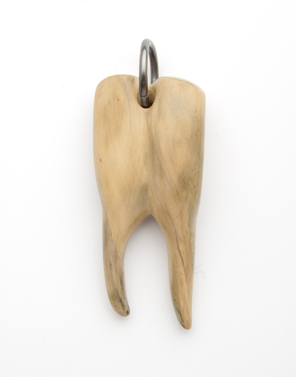 Jane Dodd, 14 Bits, Pendant: Tooth, Boxwood, sterling silver, 8.6 x 3.4 x 2.1 cm